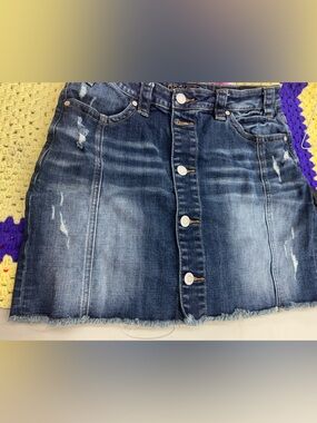 Y2K rock & roll cowgirl denim mini skirt 28 (measures 32”)